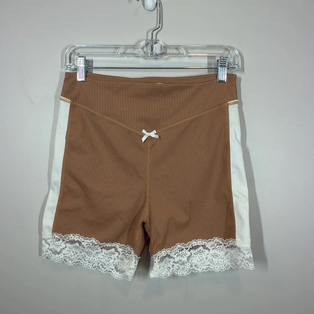For Love & Lemons Pink Lace 2 Piece Lounge‎ Set Pullover & Shorts Size Large